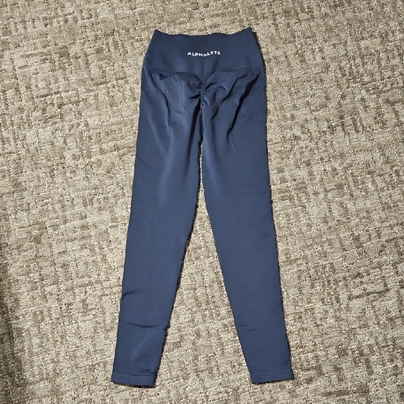 Alphalete Amplify Whale Blue Leggings - Picture 2 of 4